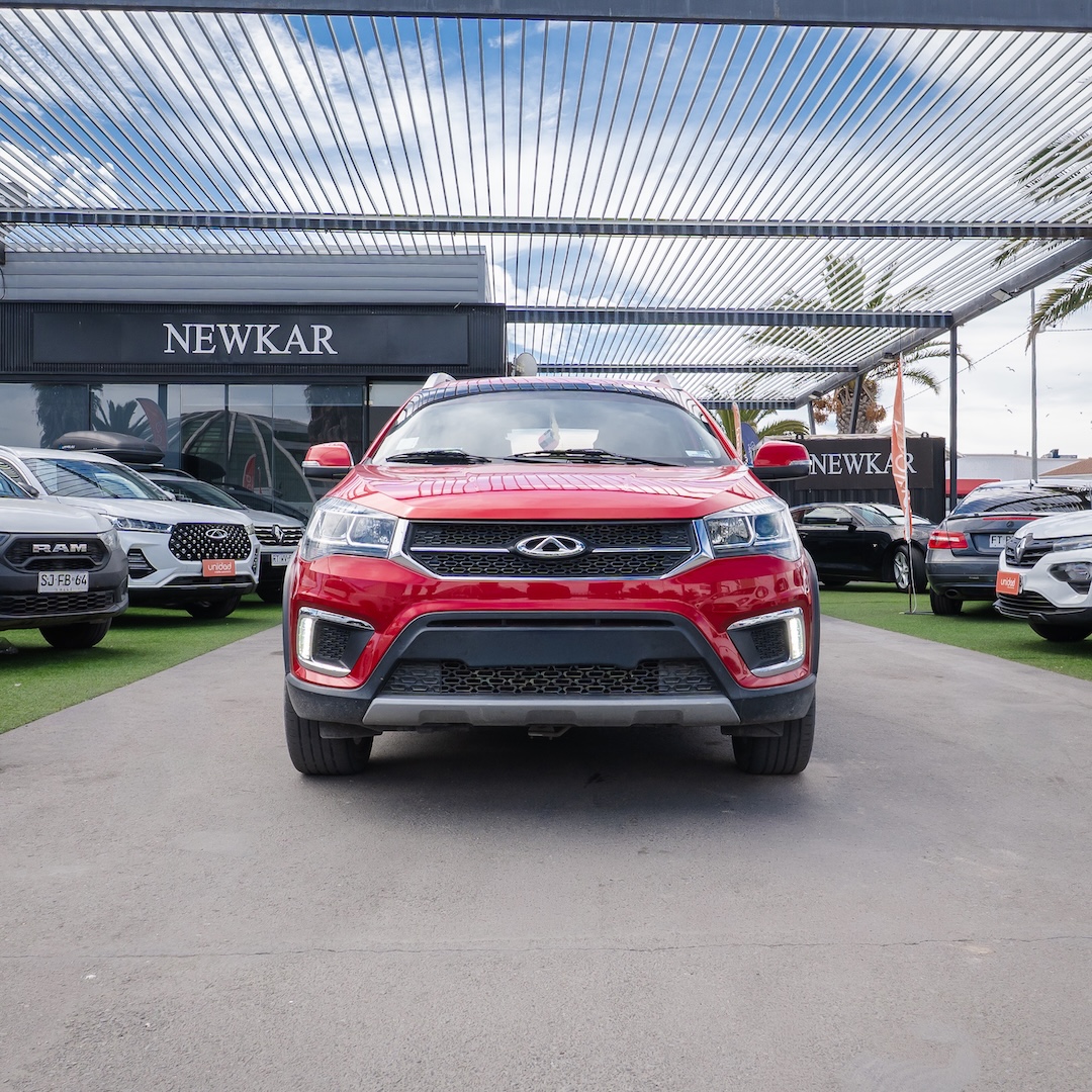 Chery Tiggo 2 — foto 2 de 17