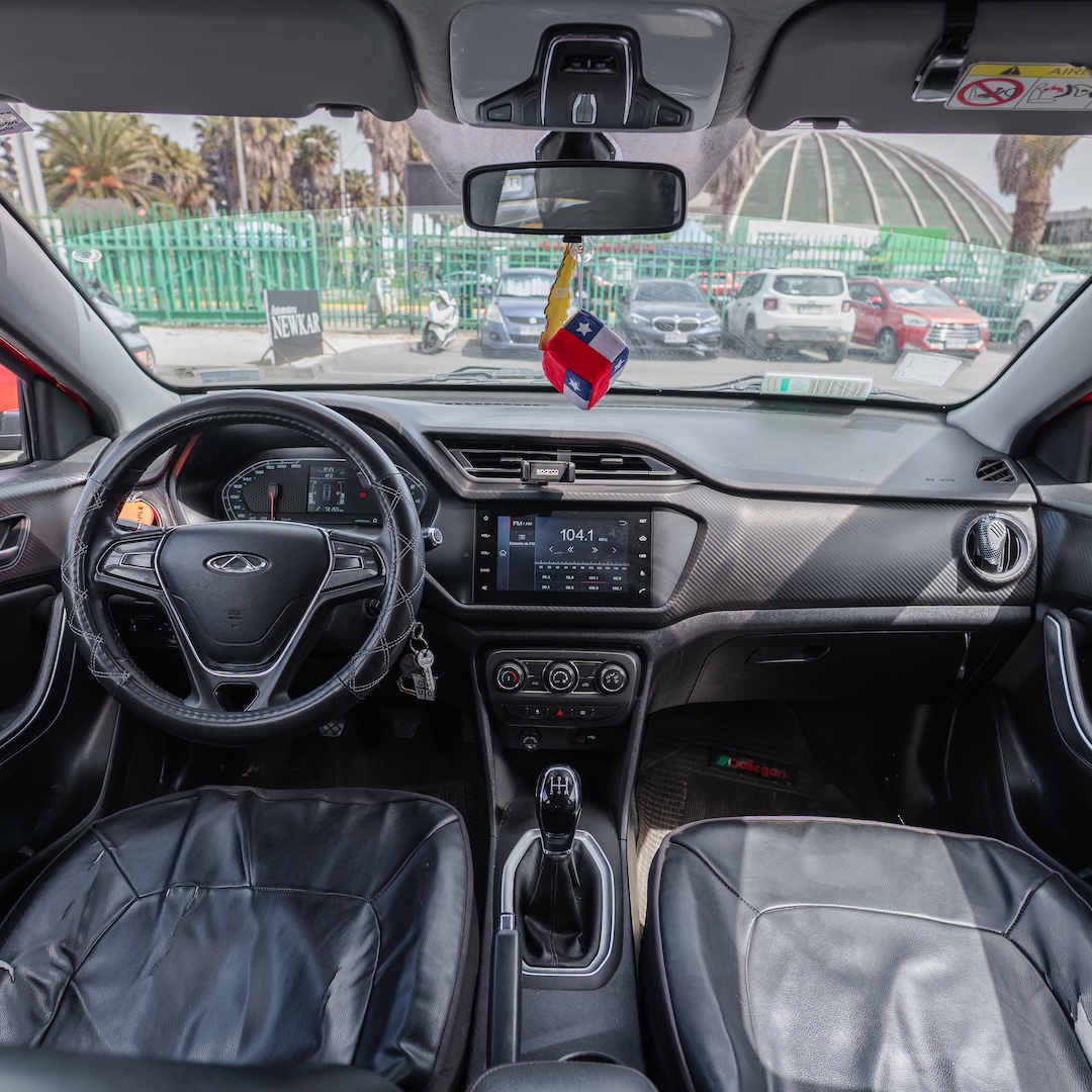 Chery Tiggo 2 — foto 3 de 17