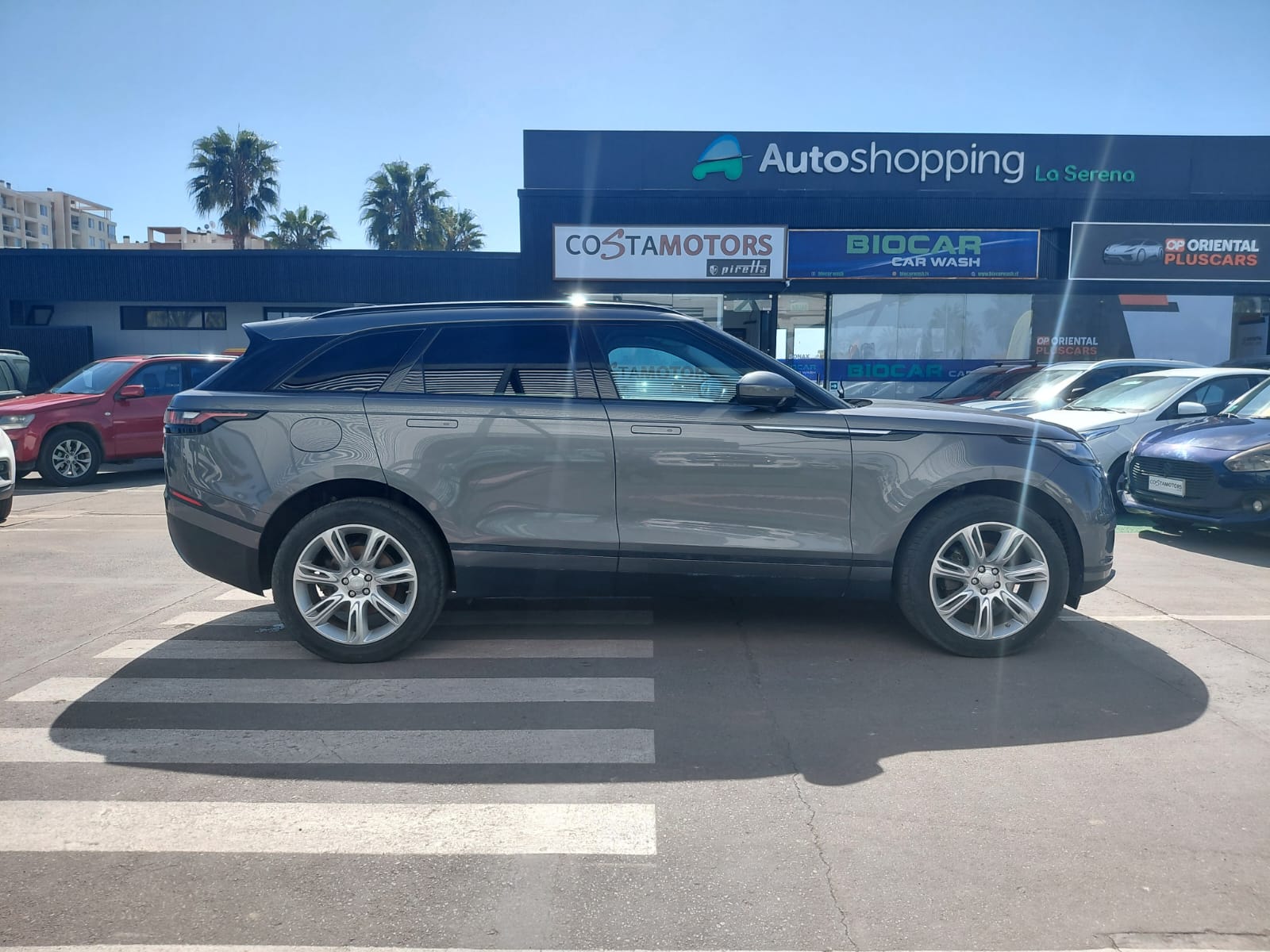 Land Rover Range Rover Velar Awd2.0 Aut — foto 4 de 17