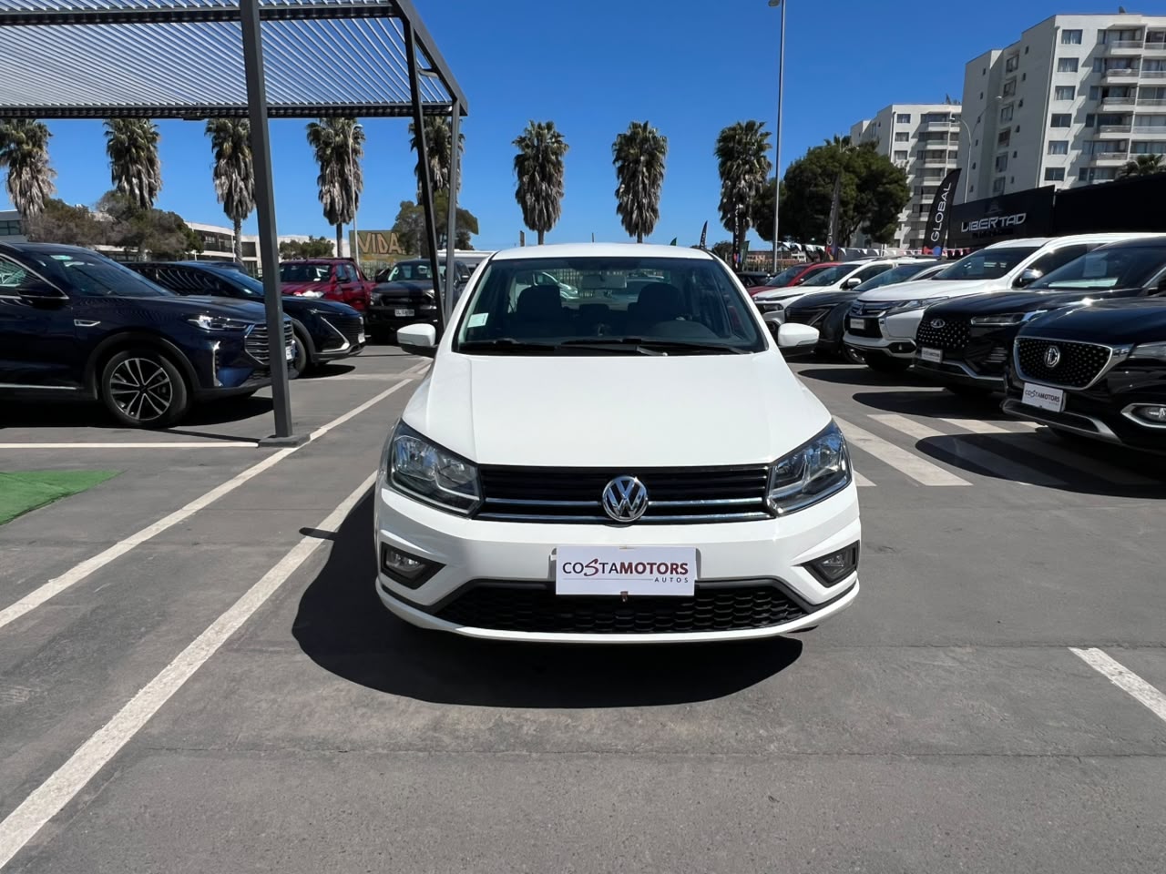 Volkswagen Voyage Trendline — foto 2 de 17