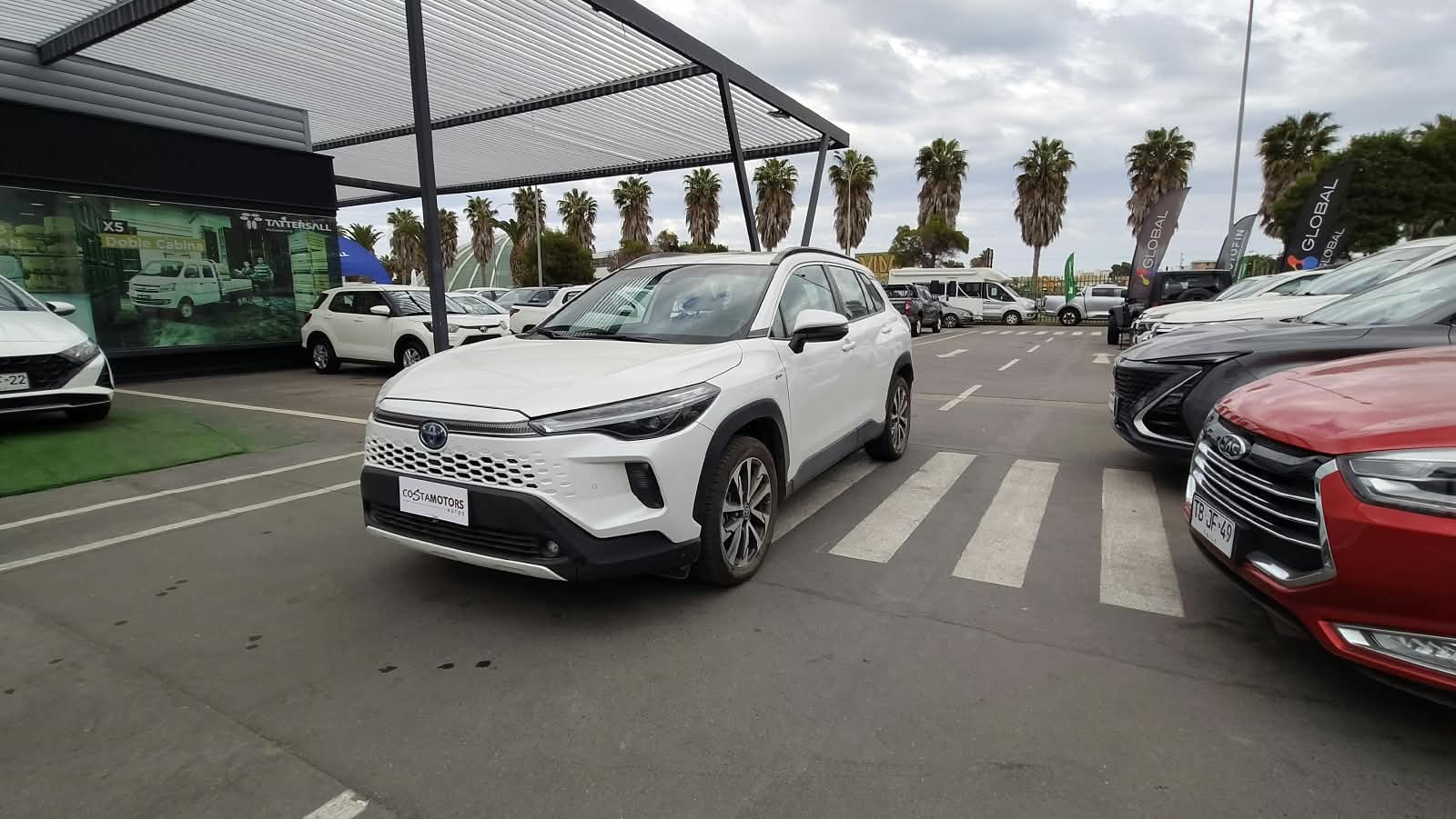Toyota Corolla Cross Hev1.8 Aut — foto 3 de 17