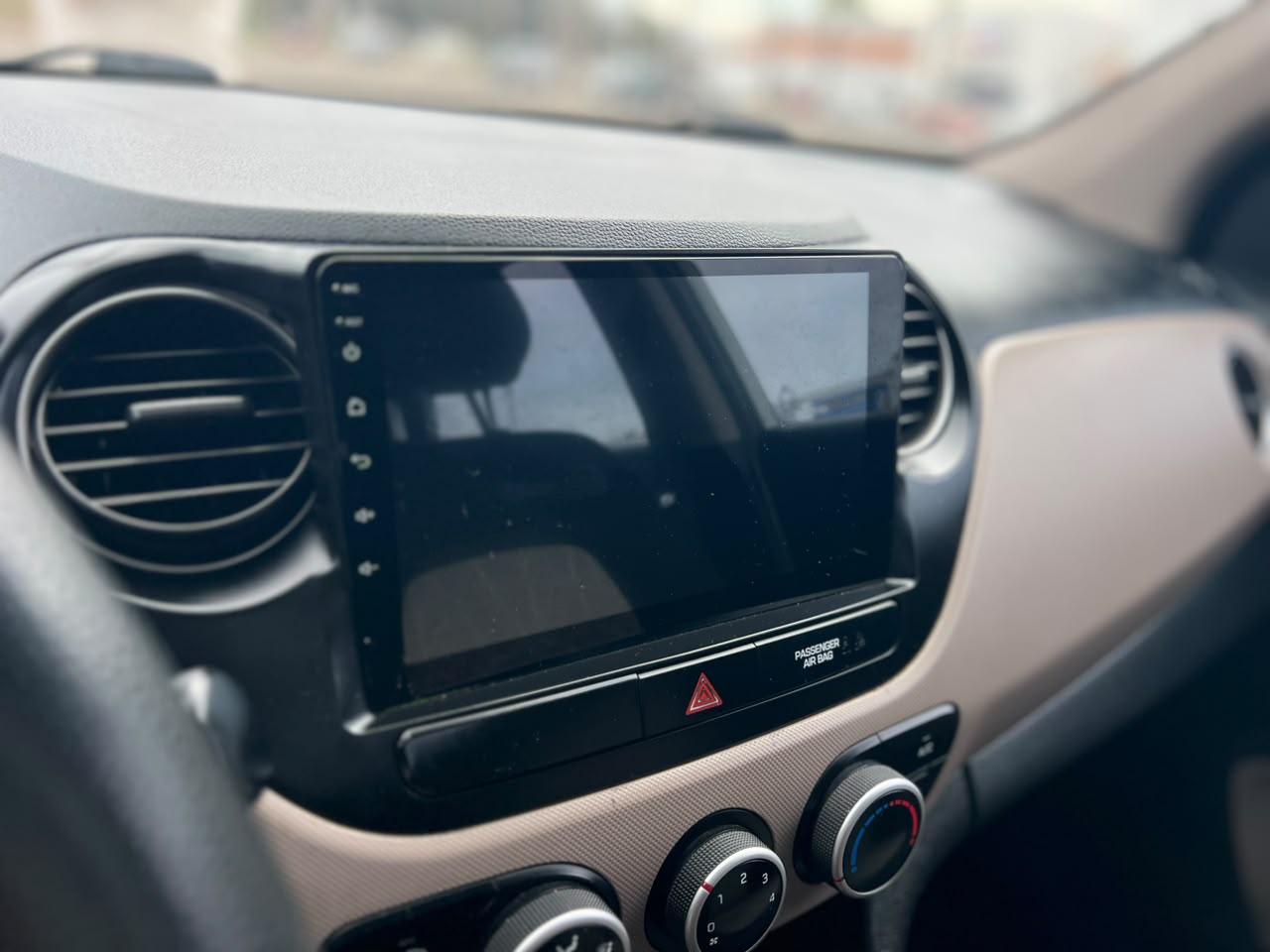 Hyundai Grand I10 — foto 7 de 17