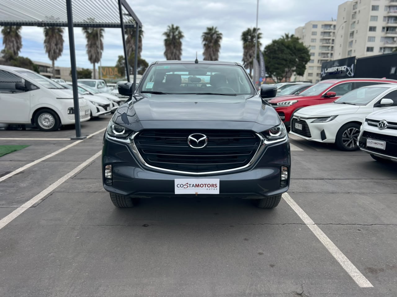 Mazda Bt50 — foto 2 de 17