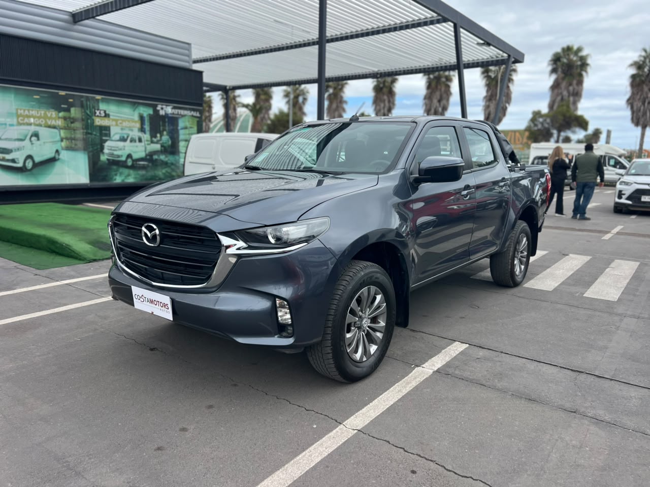 Mazda Bt50 — foto 3 de 17